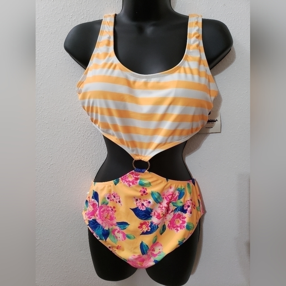Arizona one-piece swimsuit - Picture 4 of 8